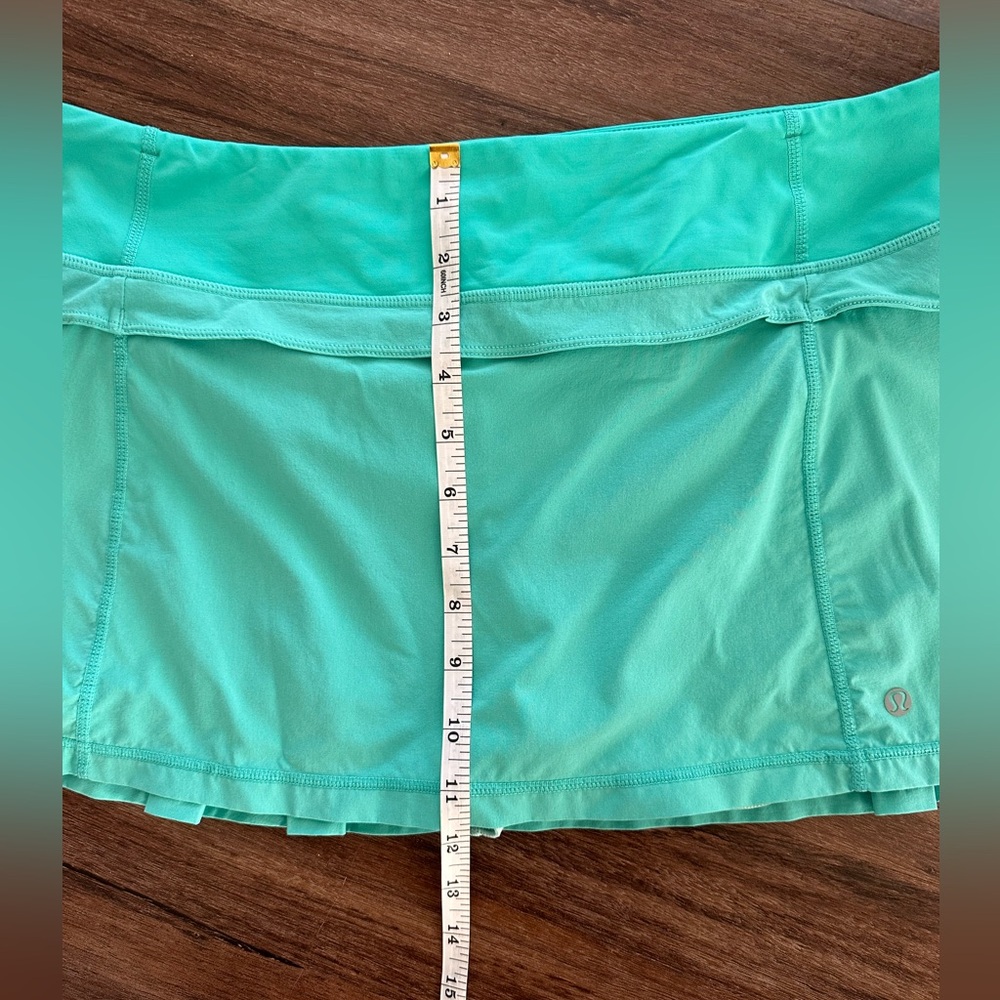 Vintage Lululemon Run Speed Skirt in Lagoon. Size 10 - Picture 13 of 16